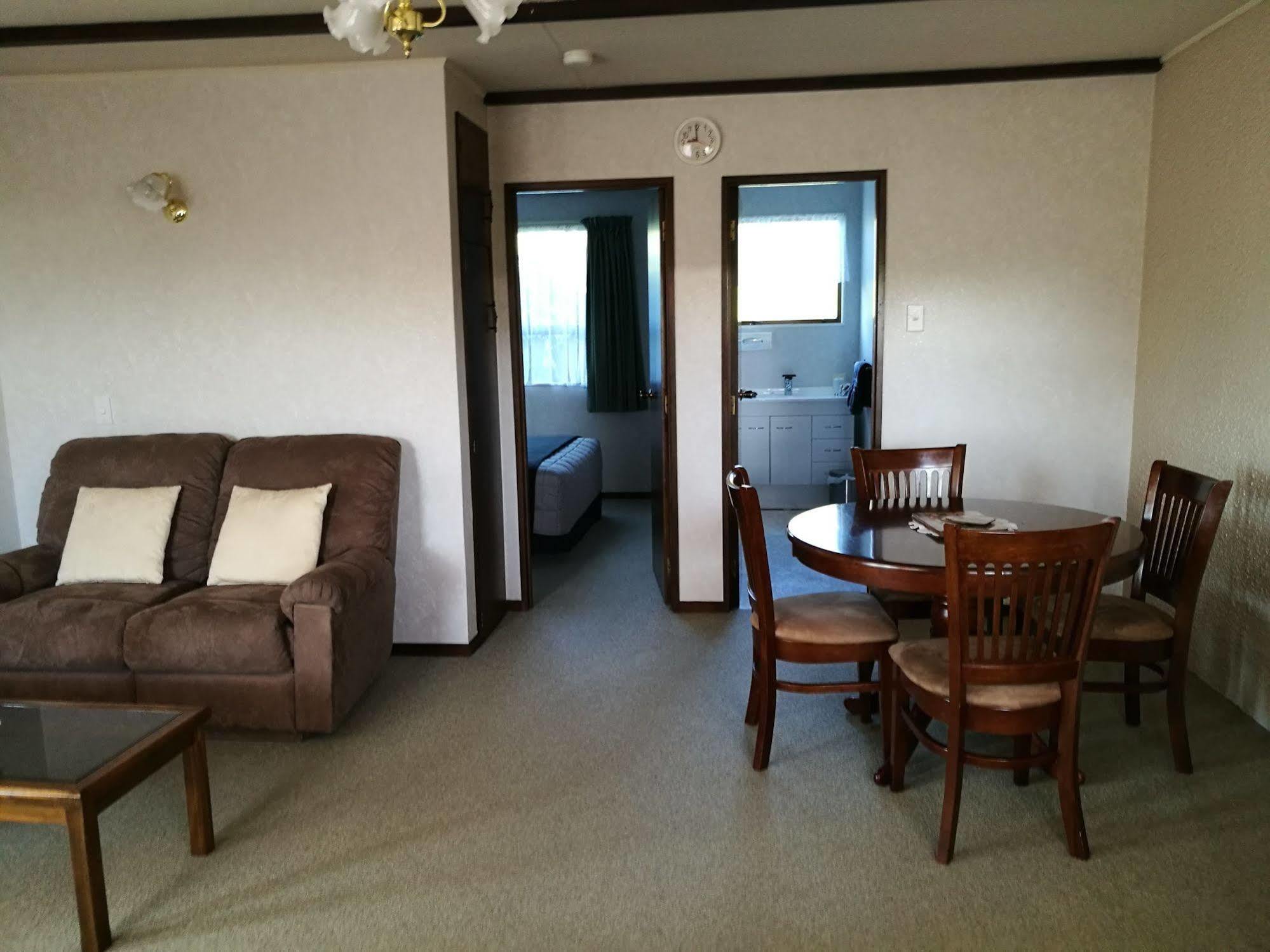 Motel Hacienda 3*